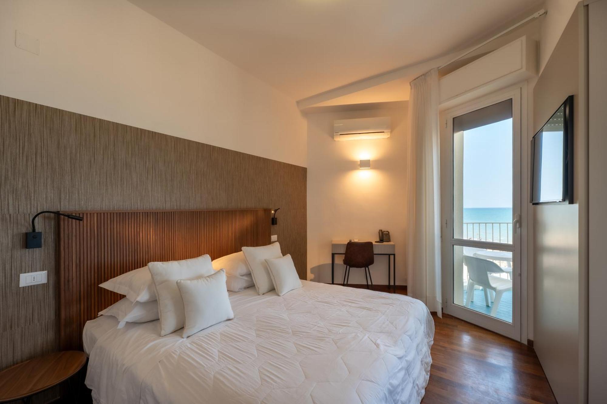 HR Senigallia, già Hotel Ritz Esterno foto