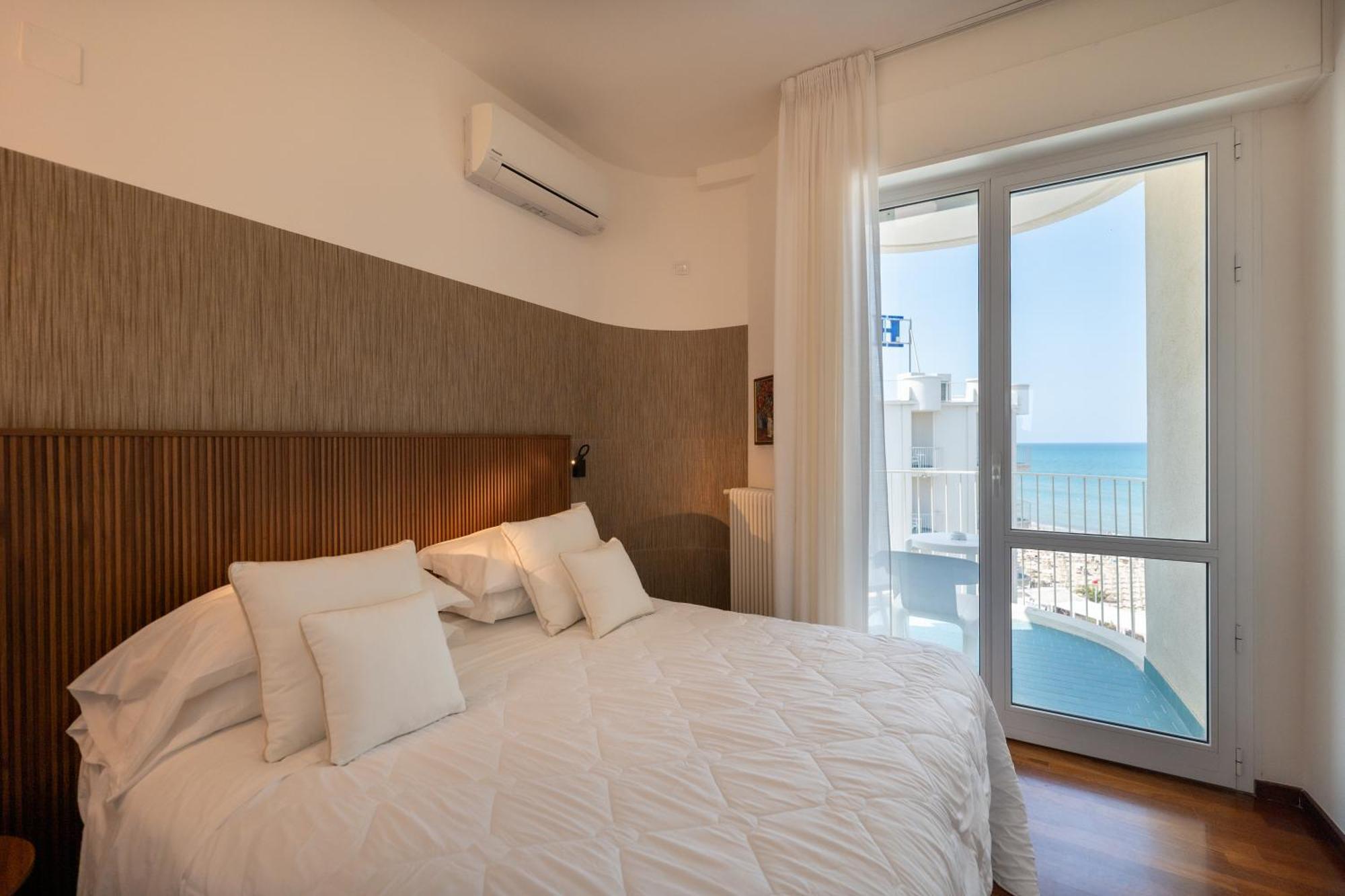 HR Senigallia, già Hotel Ritz Esterno foto