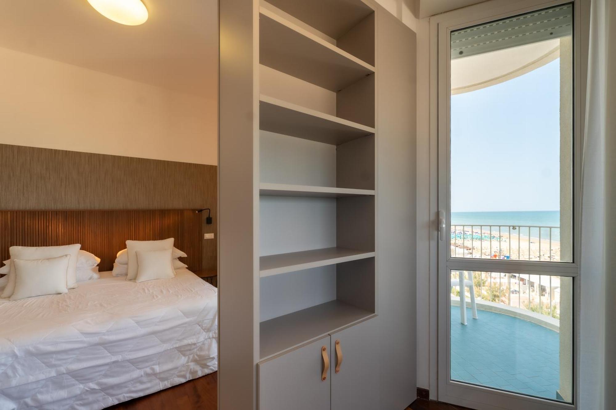 HR Senigallia, già Hotel Ritz Esterno foto