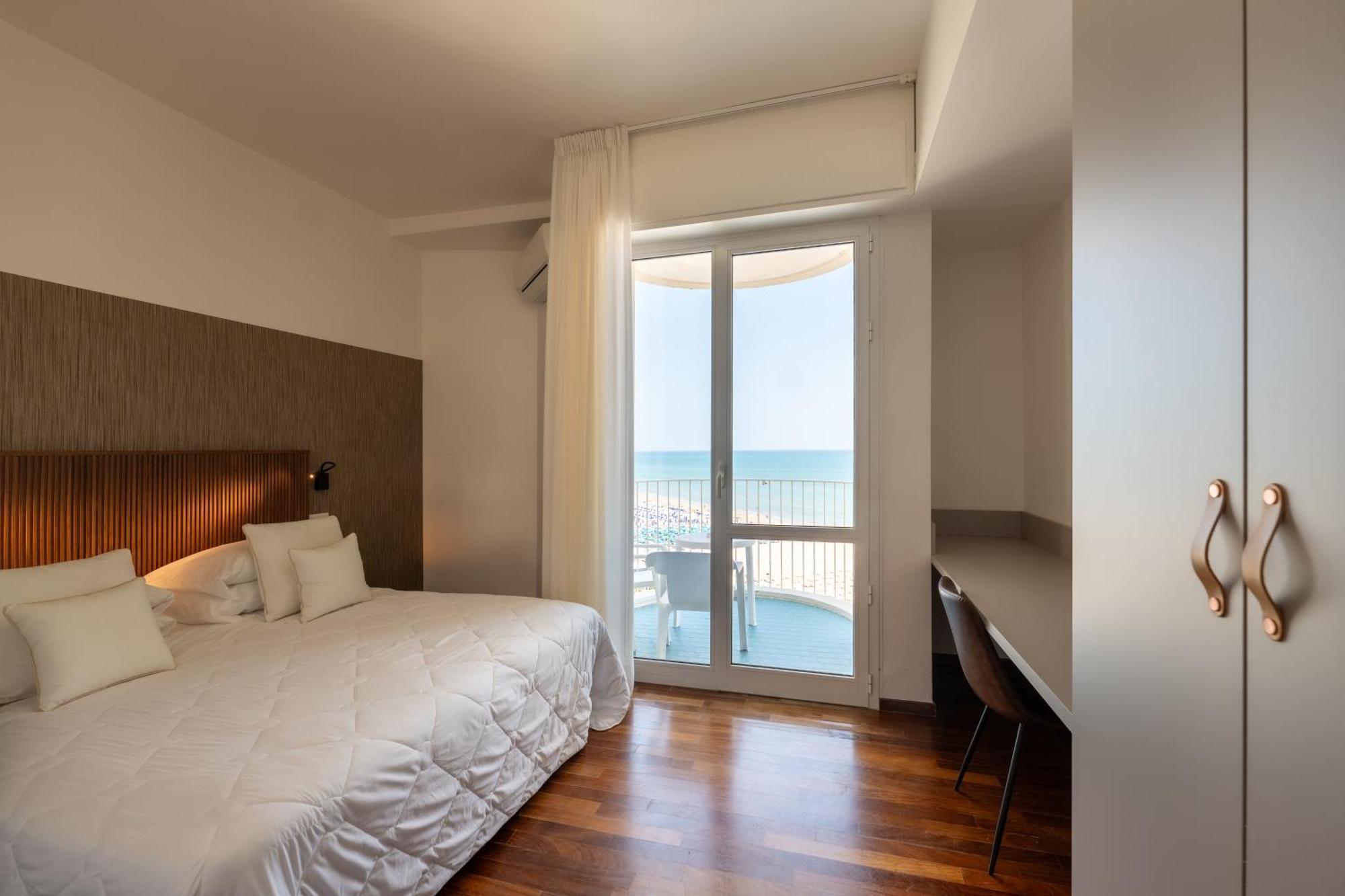 HR Senigallia, già Hotel Ritz Esterno foto