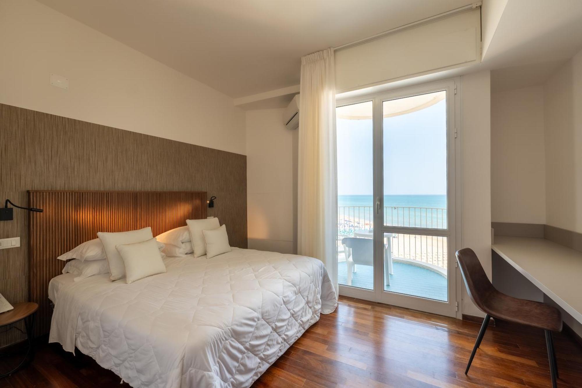 HR Senigallia, già Hotel Ritz Esterno foto