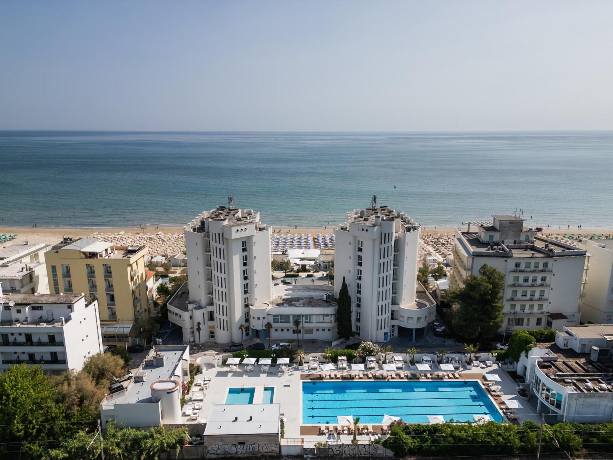 HR Senigallia, già Hotel Ritz Esterno foto