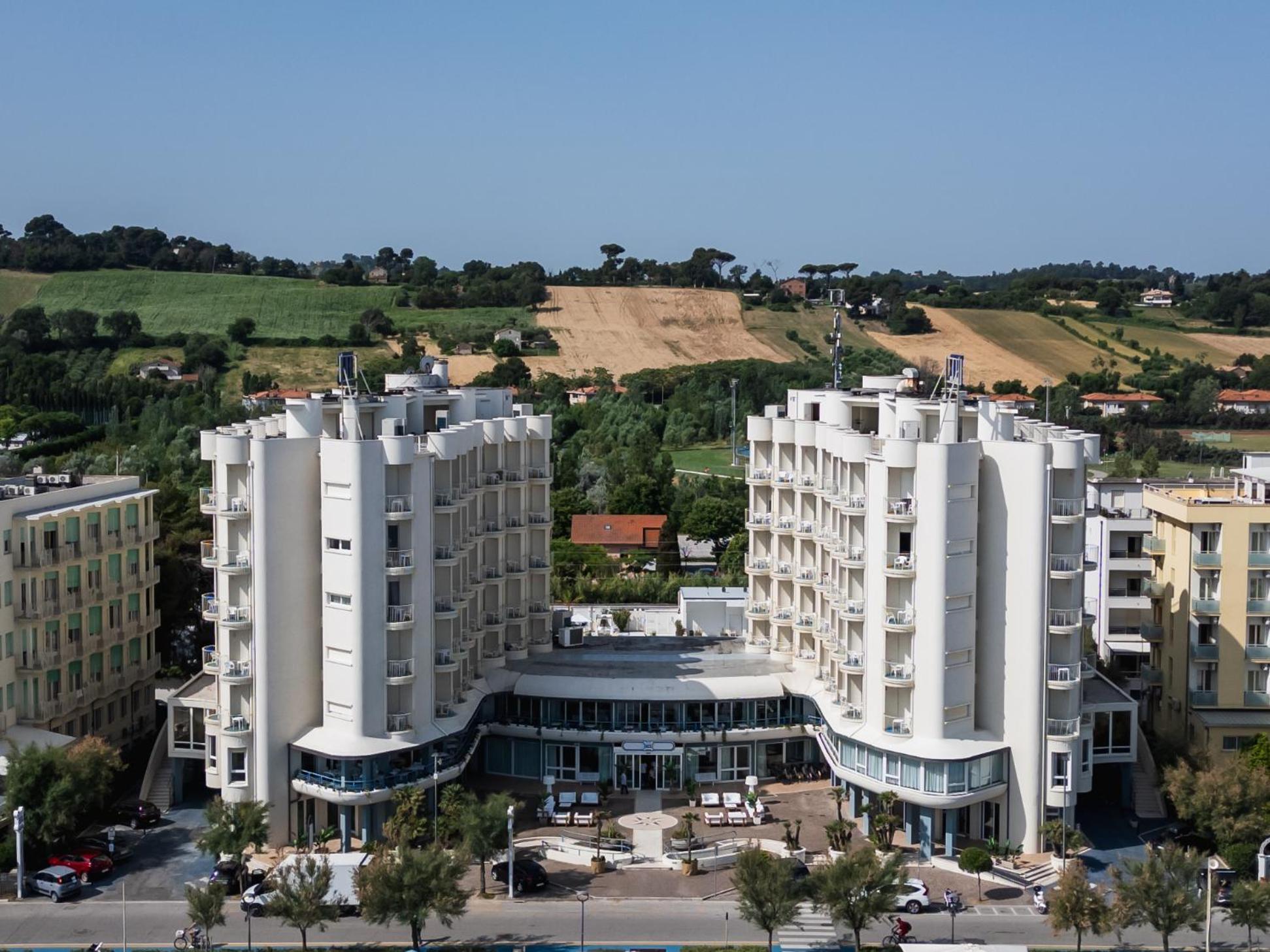 HR Senigallia, già Hotel Ritz Esterno foto