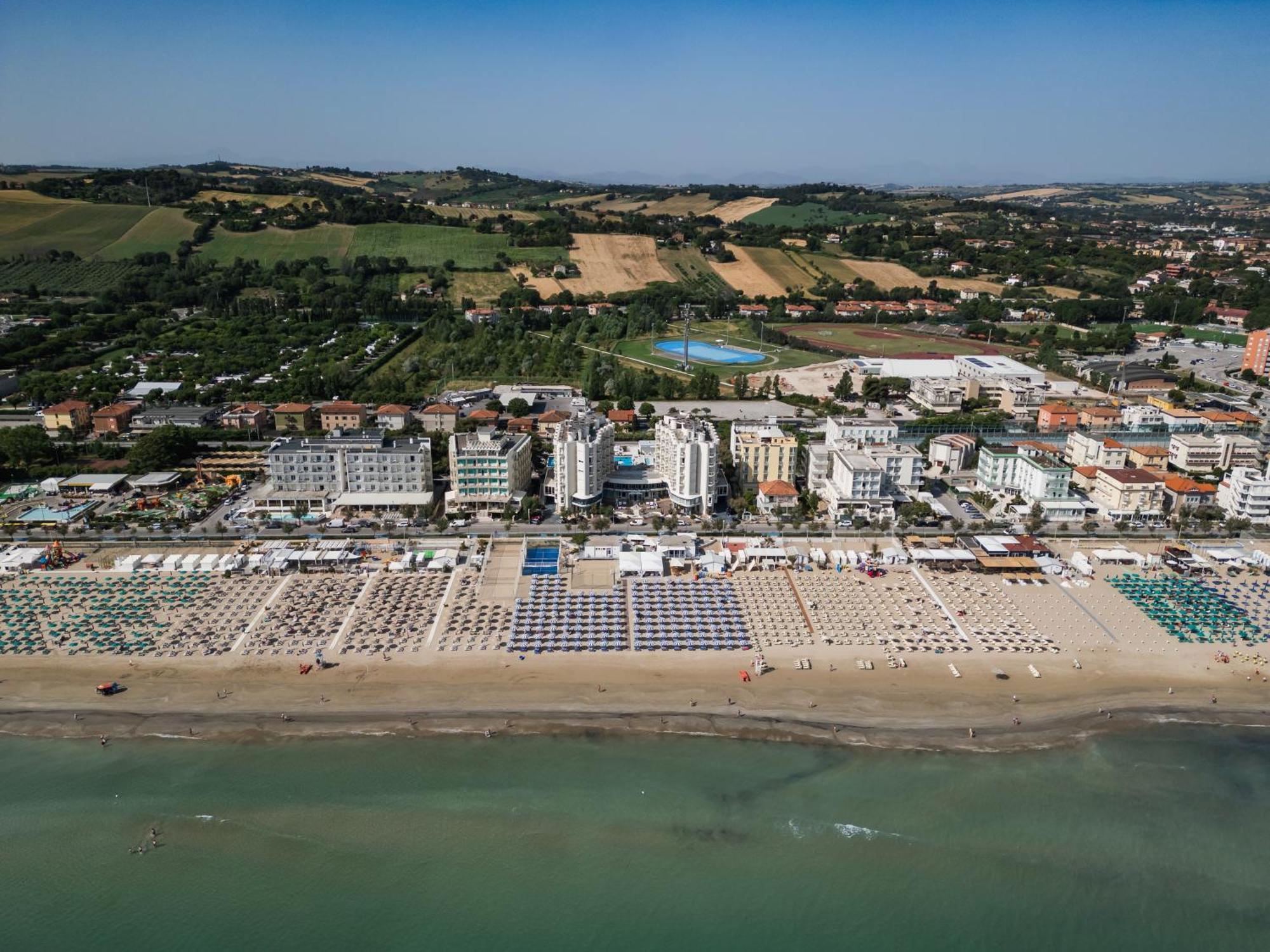HR Senigallia, già Hotel Ritz Esterno foto